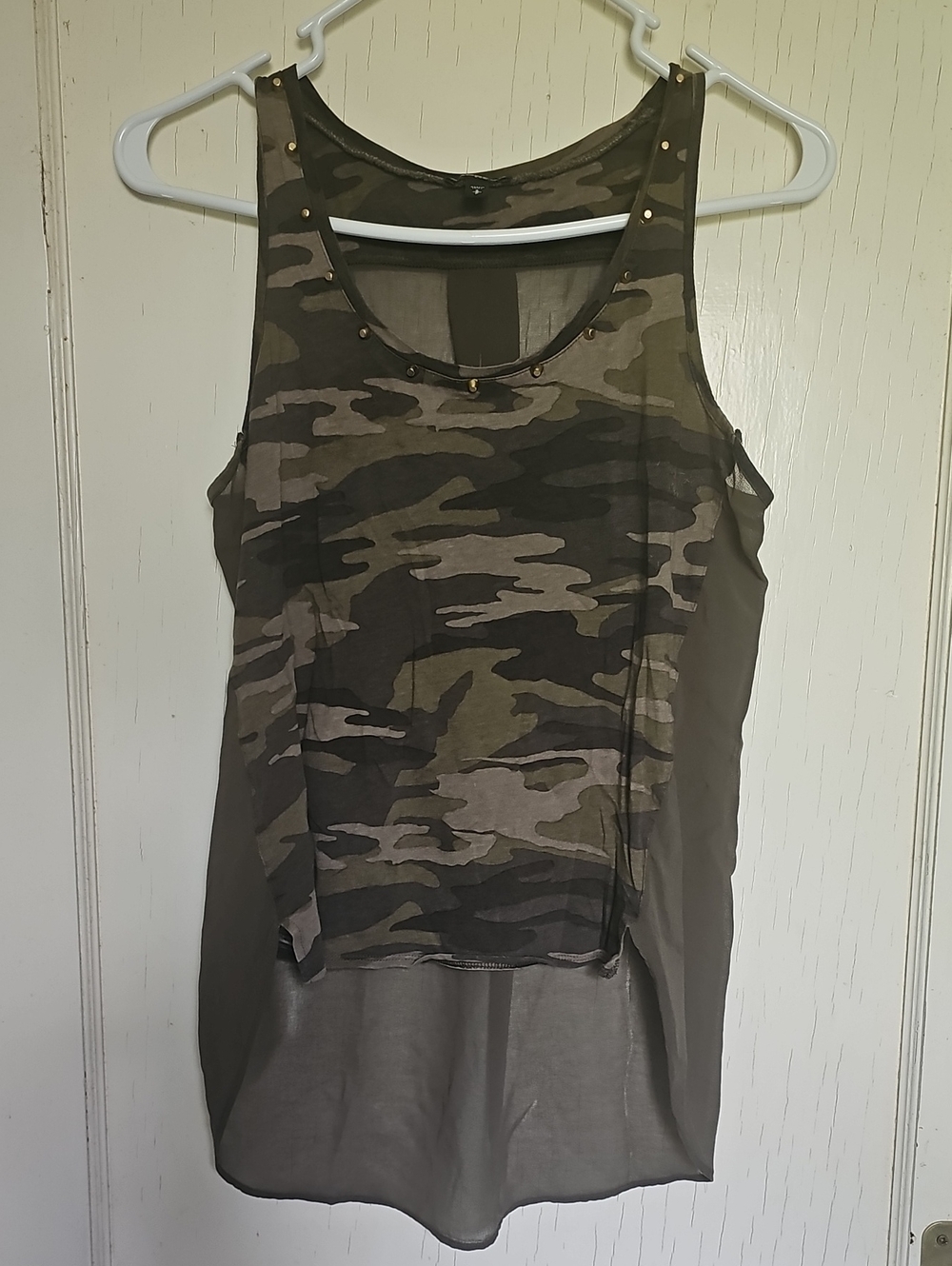 Womens S Express Sleeveless Camo Print High-Low Tank Top